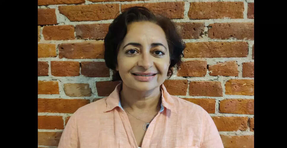 35 वर्षों के बाद अमेरिका में भारतीय महिला की गिरफ्तारी से हड़कंप