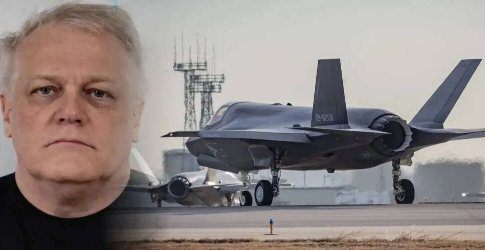 पूर्व अमेरिकी वायु सेना अधिकारी पर चीन के पायलटों को प्रशिक्षण देने का आरोप