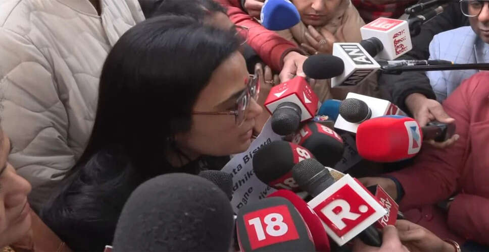 कोलकाता में ईडी की छापेमारी पर तृणमूल कांग्रेस का विरोध प्रदर्शन