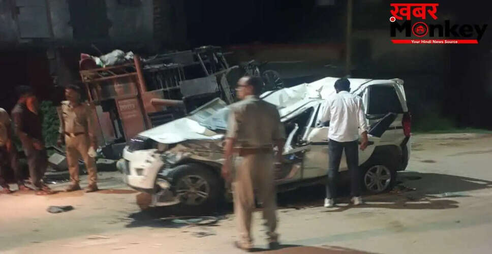 गोरखपुर में जानवर को बचाने की कोशिश में हुआ भयानक सड़क हादसा