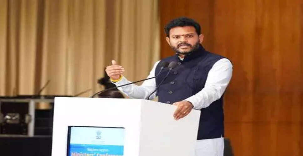 भारत में हवाई यात्रा का विकास: 10 वर्षों में 88 नए हवाई अड्डे