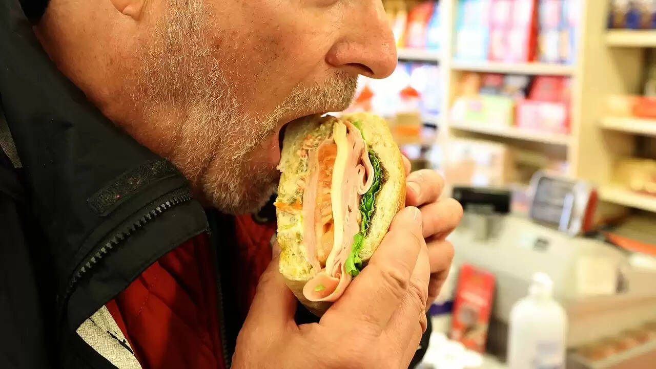 अल्ट्रा प्रोसेस्ड फूड: भारत में मोटापे का बढ़ता खतरा