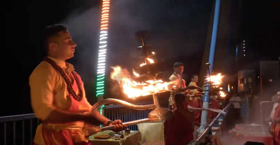 कश्मीर में अटल सेतु पर भव्य आरती: सांस्कृतिक उत्सव का नया अध्याय