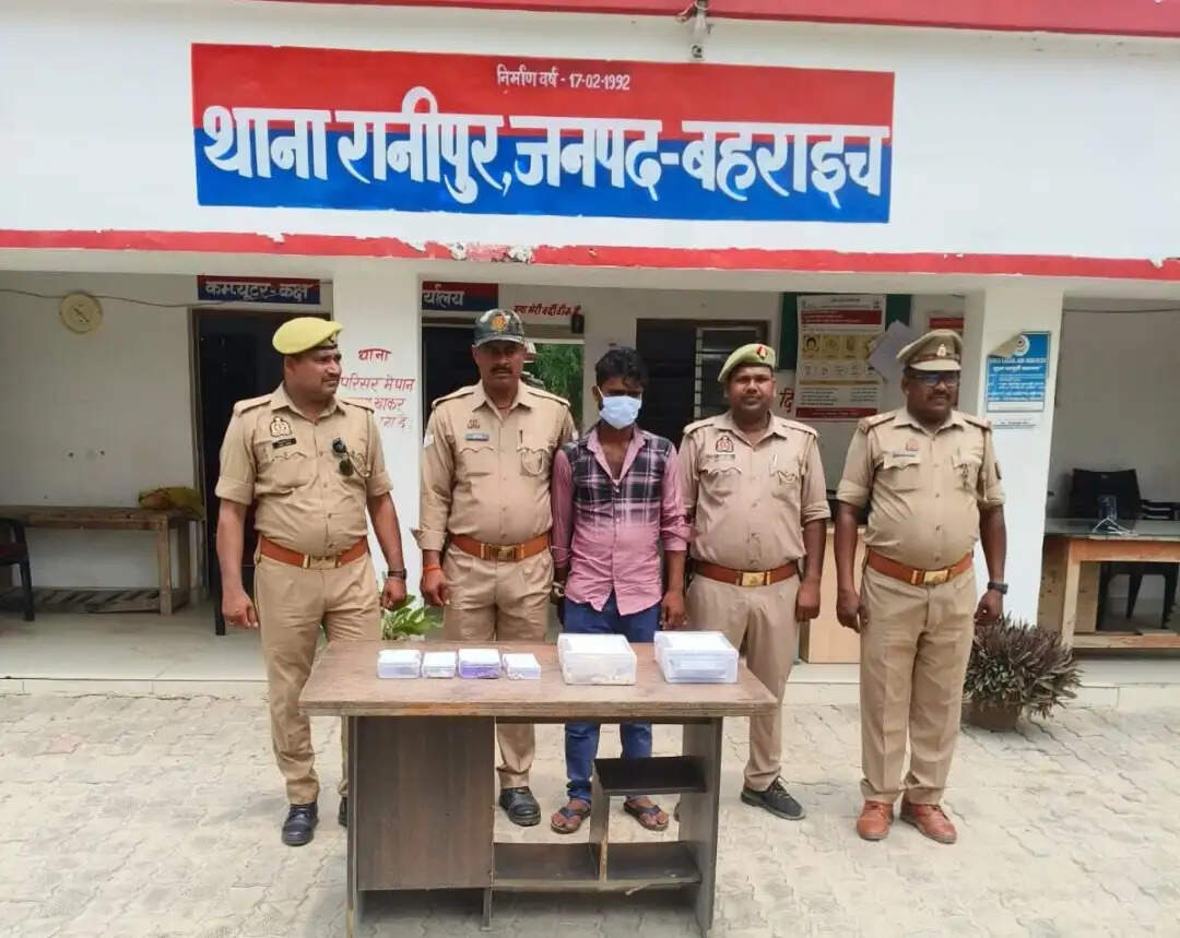 बेरोजगारी के कारण बाइक चोरी में लिप्त युवक गिरफ्तार