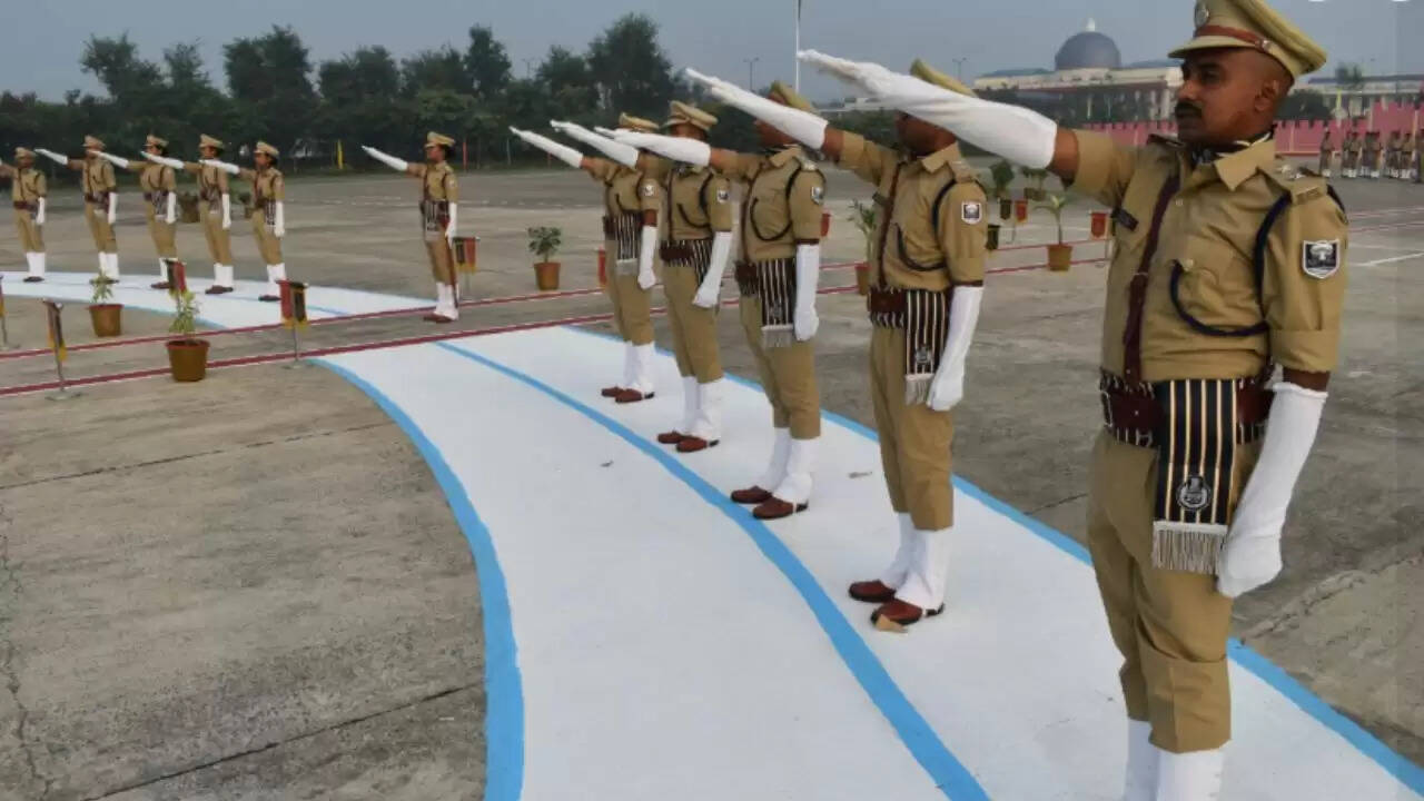 बिहार पुलिस एसआई भर्ती 2025: आवेदन की अंतिम तिथि कल, जानें प्रक्रिया और योग्यता