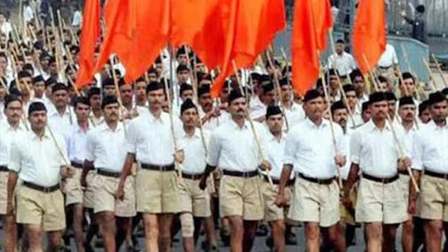 कर्नाटक में RSS के रूट मार्च पर रोक, BJP ने कांग्रेस पर साधा निशाना