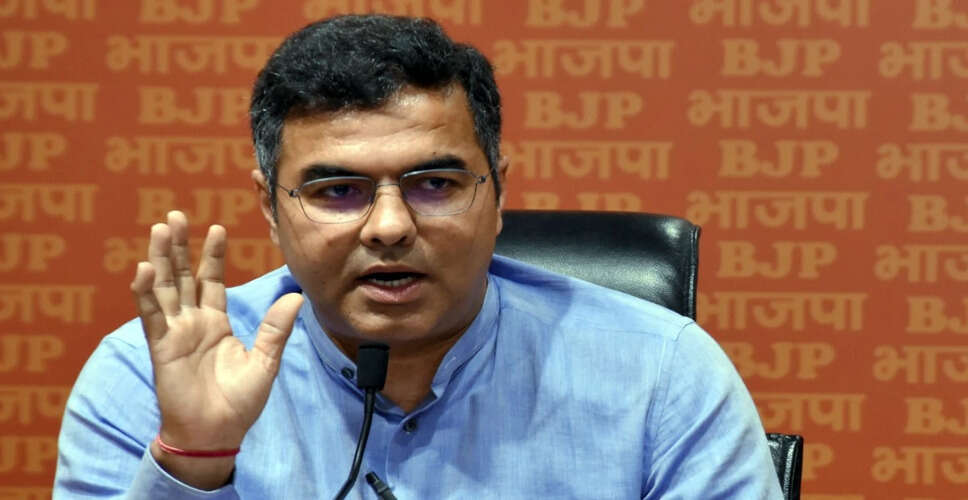 दिल्ली सरकार ने प्रदूषण और नागरिक मुद्दों को हल करने का लिया संकल्प