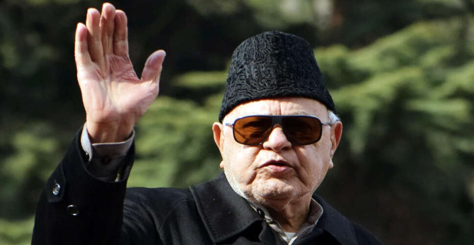 प्रधानमंत्री मोदी ने कश्मीर के लिए वंदे भारत ट्रेनों का उद्घाटन किया