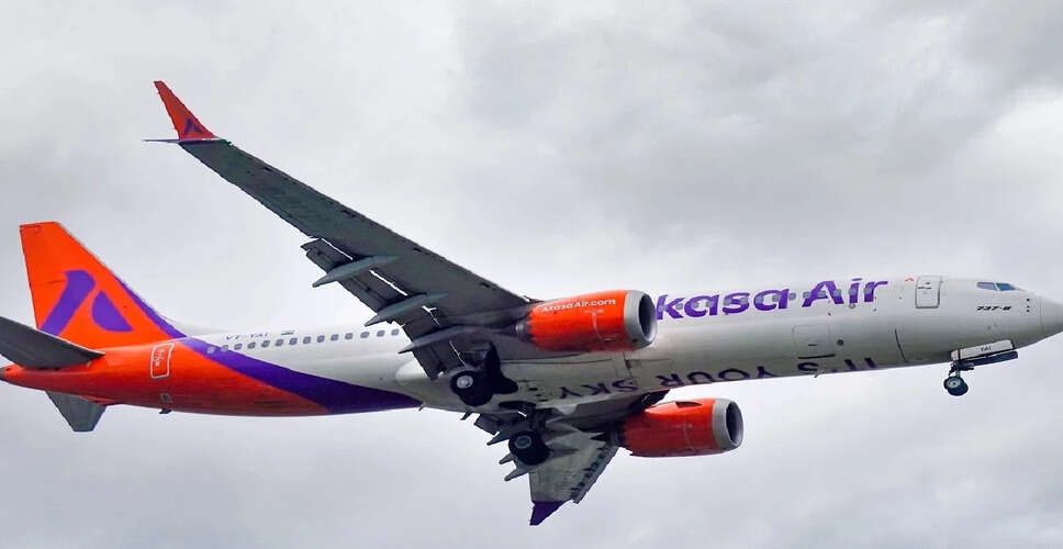 अकासा एयर की उड़ान में यात्री ने आपातकालीन निकास खोलने की कोशिश की