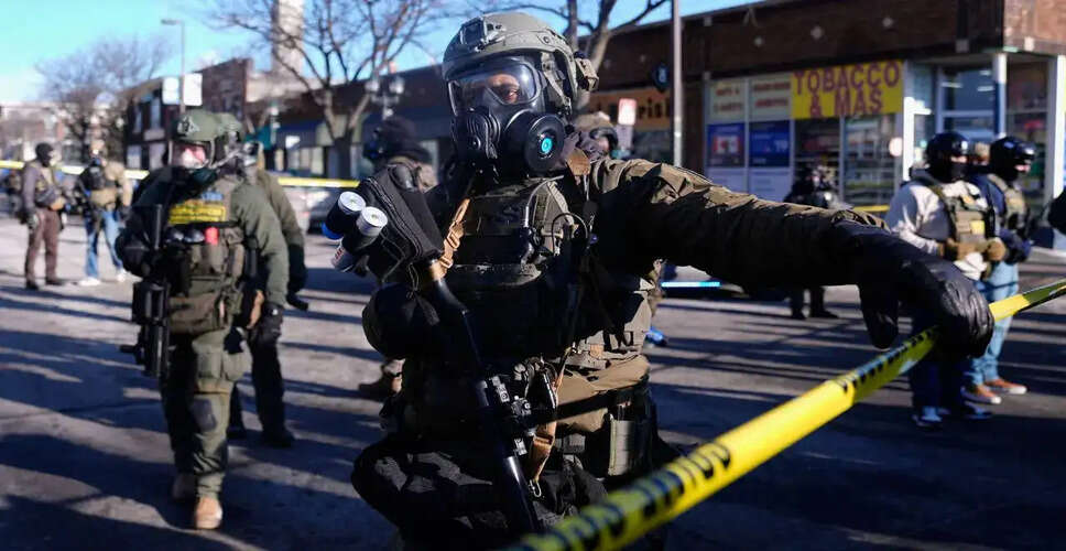 मिनेसोटा में ICE एजेंट पर हमला करने का आरोप, संघीय अधिकारियों की जवाबदेही पर सवाल