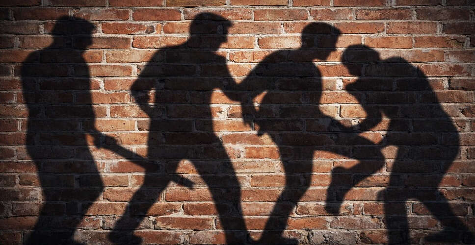 कर्नाटक में प्रवासी मजदूर पर हमला: पहचान को लेकर विवाद