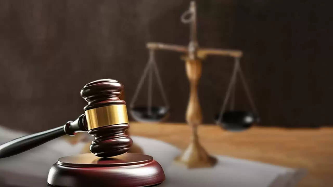 इलाहाबाद हाई कोर्ट का फैसला: पत्नी की शराब पीने पर पति के खिलाफ नहीं हुई क्रूरता