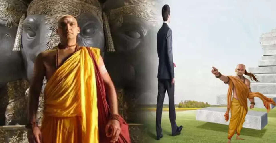 आचार्य चाणक्य की नीतियों से सफलता की कुंजी: 5 विशेषताएं