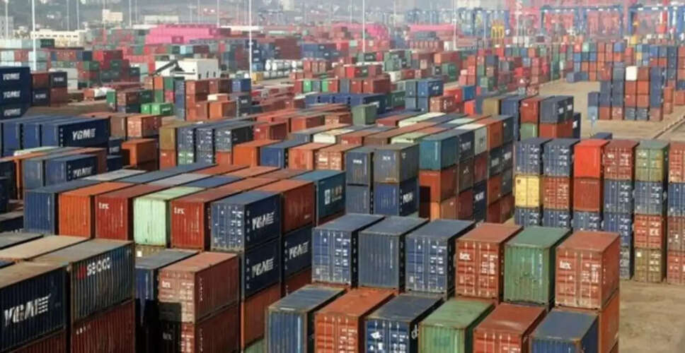भारत के निर्यात में मई में 2.8% की वृद्धि, व्यापार घाटा घटा