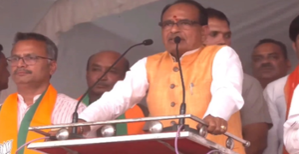 कांग्रेस को समाप्त करने के महात्मा गांधी के सपने को राहुल गांधी पूरा कर रहे : शिवराज सिंह चौहान