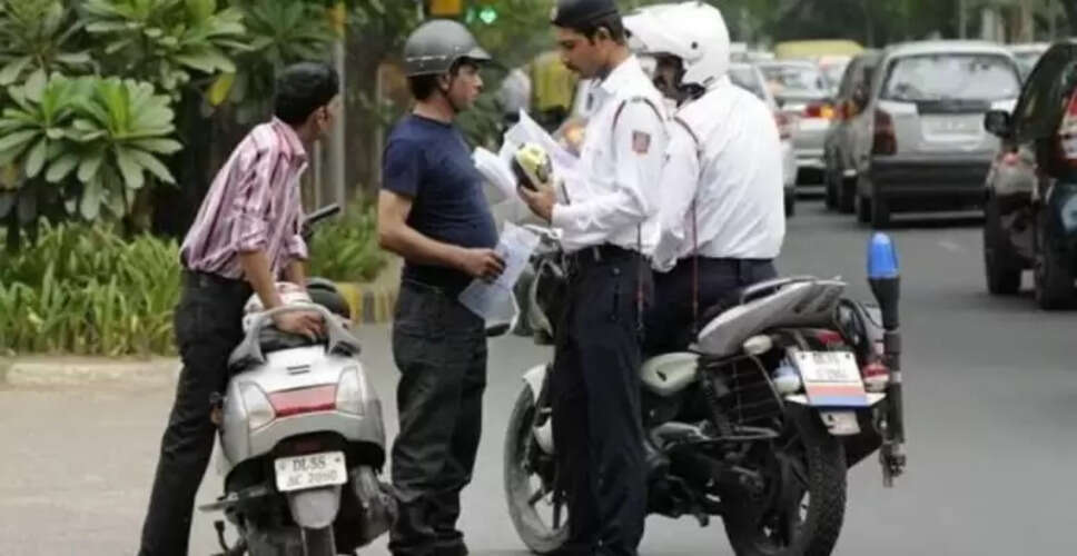 दिल्ली में चालान काटने का नया तरीका: कमाएं 50,000 रुपये प्रति माह