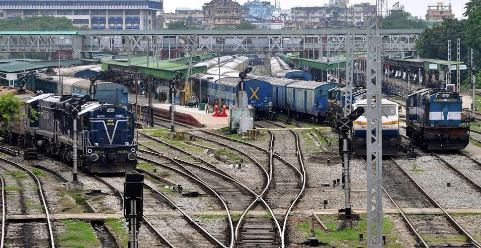भारतीय रेलवे ने तत्काल टिकट बुकिंग में आधार प्रमाणीकरण अनिवार्य किया
