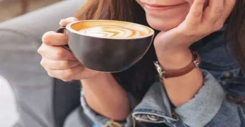 रात में कैफीन का सेवन: महिलाओं में बढ़ती आवेगशीलता का कारण