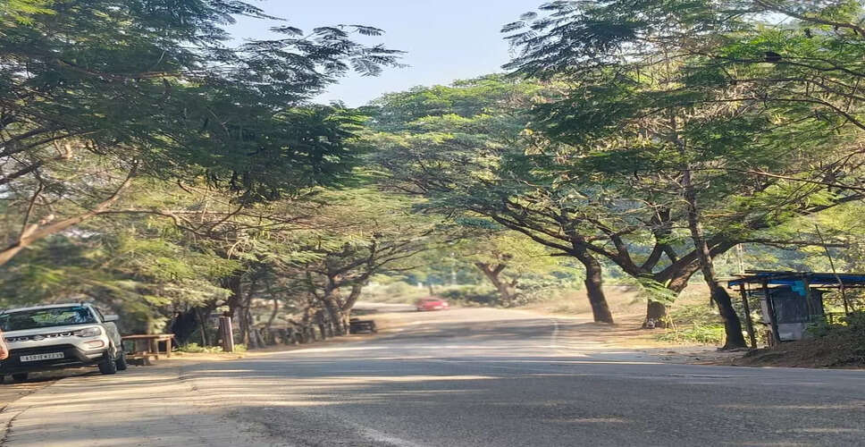 दीपोर बील में रेलवे फ्लाईओवर निर्माण पर बढ़ती चिंताएँ