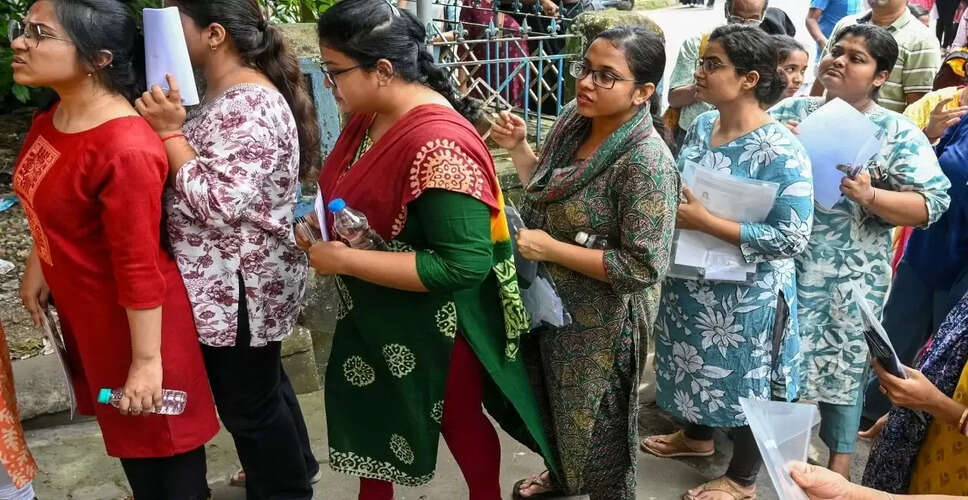 UP TET 2026: परीक्षा स्थगित, 15 लाख कैंडिडेट्स की बढ़ी चिंता