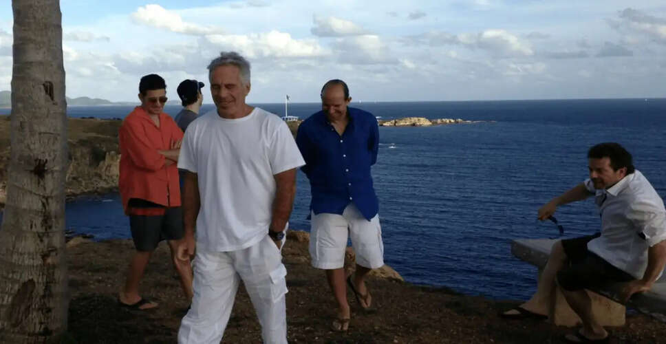 हॉवर्ड लुटनिक और जेफ्री एपस्टीन की तस्वीर पर नया विवाद