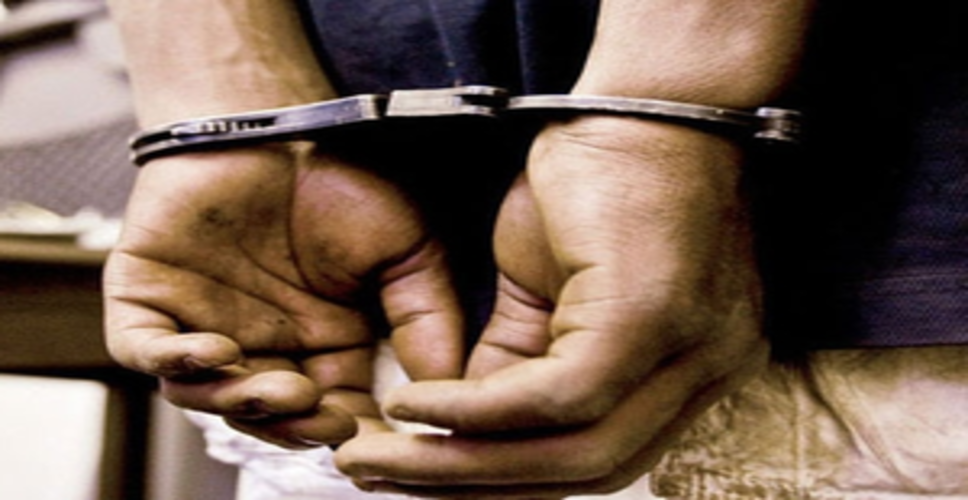 जम्मू-कश्मीर के बारामूला में पीएसए के तहत पांच लोग हिरासत में