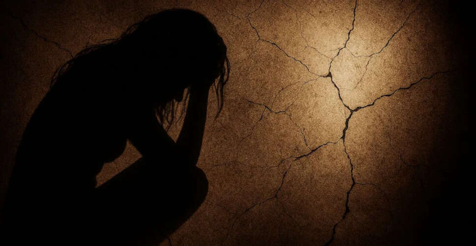 NGO के नाम पर युवतियों के साथ अनुचित व्यवहार: आरोपी गिरफ्तार