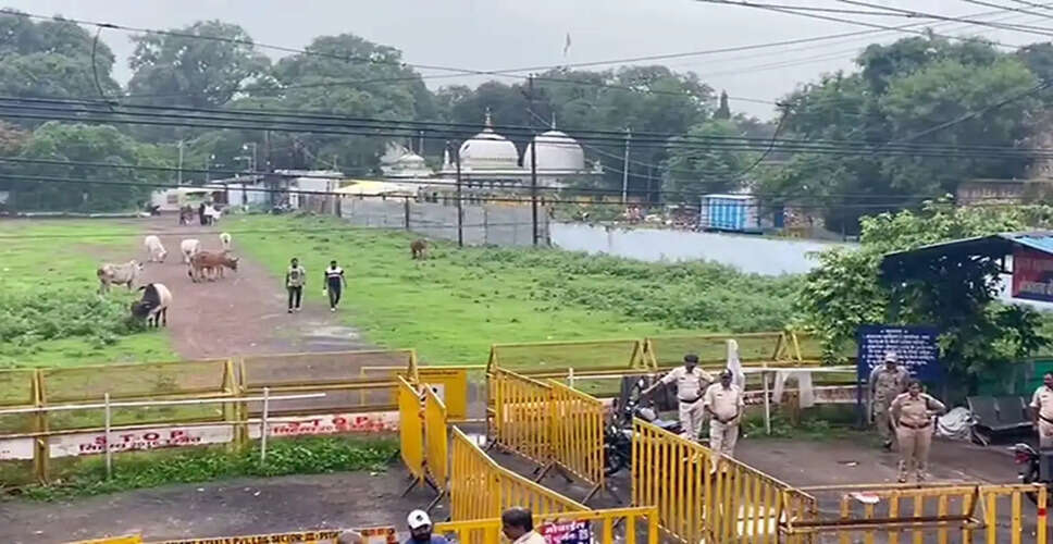 भोजशाला परिसर में भक्तों का उत्सव: हाई कोर्ट के फैसले का जश्न