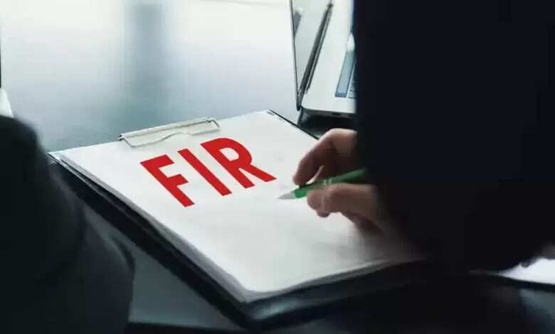 संभल में फर्जी वोटर बनाने का मामला: 48 लोगों पर एफआईआर दर्ज