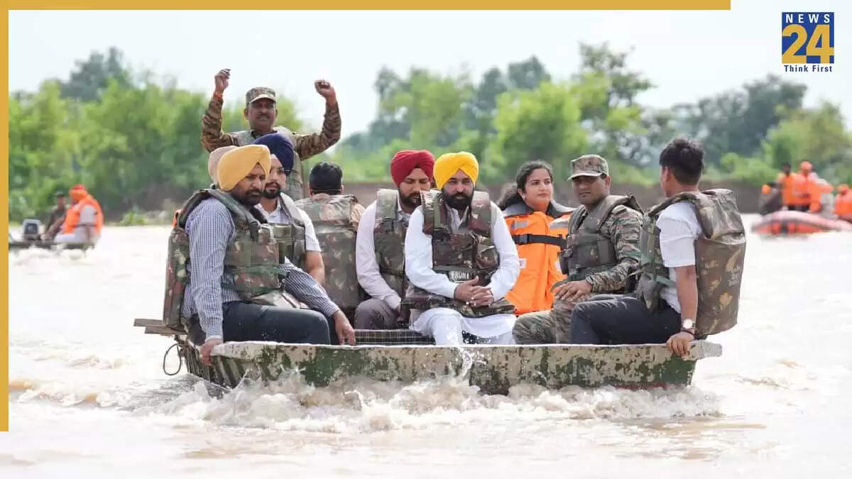 पंजाब के मुख्यमंत्री ने बाढ़ प्रभावित क्षेत्रों का दौरा किया, राहत राशि में वृद्धि की मांग की
