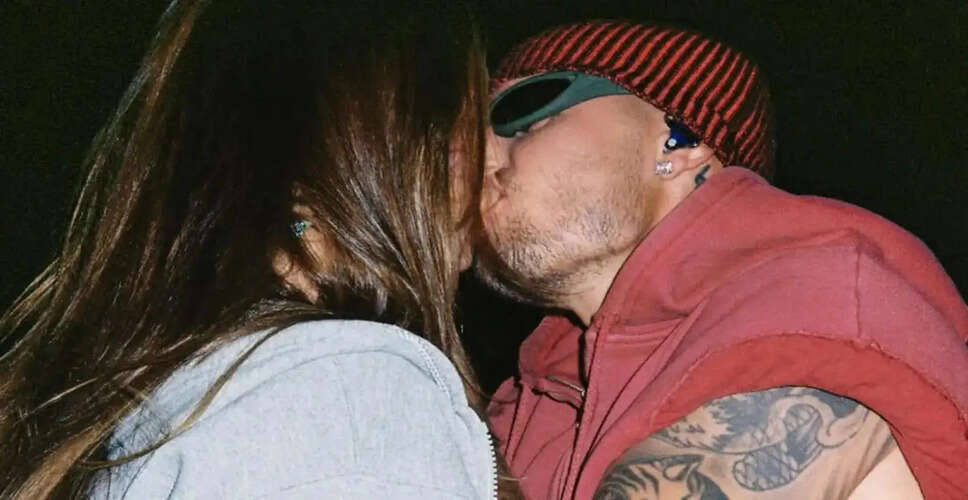 जस्टिन बीबर और हेली बीबर की रोमांटिक तस्वीरें कोचेला 2026 में वायरल