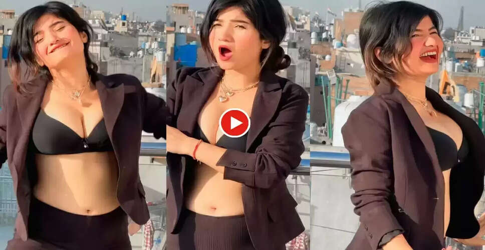 नेहा सिंह का बोल्ड डांस वीडियो सोशल मीडिया पर छाया