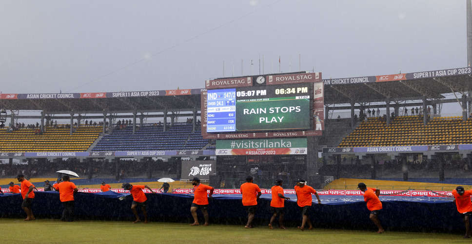 बारिश के कारण भारत-पाकिस्तान मैच रुका, रोहित-गिल के अर्धशतक; स्कोर-147/2 (लीड)