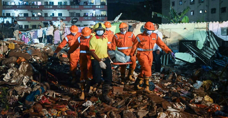 बेंगलुरु में निर्माण स्थल पर मिट्टी धंसने से दो मजदूरों की जान गई