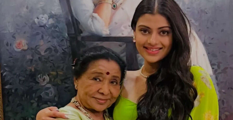 भारत ने खोया संगीत की दिग्गज आवाज़ आशा भोसले को