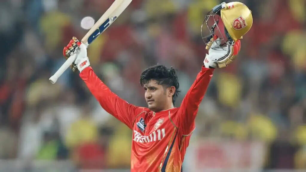 IPL 2025: युवा खिलाड़ियों का जलवा, ईशान और पृथ्वी की वापसी मुश्किल
