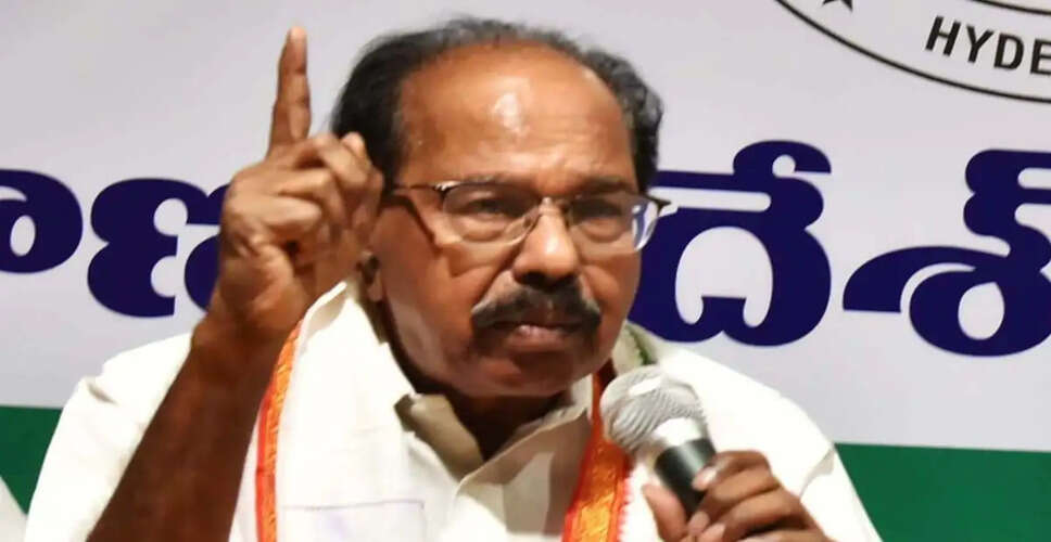 कर्नाटक में नेतृत्व परिवर्तन: वीरप्पा मोइली ने सिद्धारमैया के इस्तीफे पर दी प्रतिक्रिया