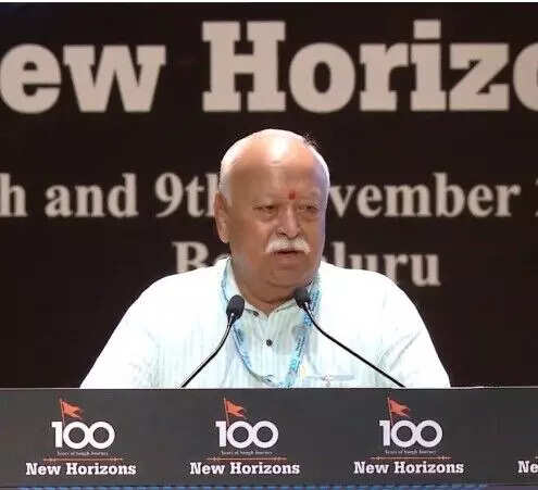 डॉ. मोहन भागवत का बयान: मतांतरण और विभाजन से बचने की आवश्यकता