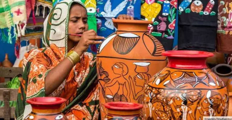 प्रधानमंत्री मुद्रा योजना ने 33.65 लाख करोड़ रुपये के 52.37 करोड़ ऋण स्वीकृत किए