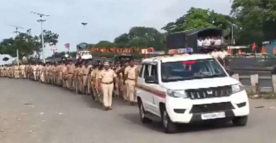 पुणे में विवादास्पद सोशल मीडिया पोस्ट पर तनाव, पुलिस ने किया आंसू गैस का इस्तेमाल