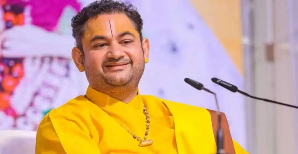 पुंडरीक गोस्वामी: यूपी पुलिस की भक्ति बनी मुसीबत