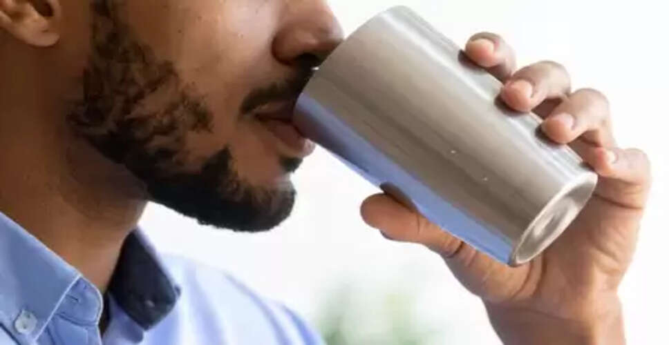 पानी पीना ही नहीं, बेहतर हाइड्रेशन के लिए अपनाएं ये सिंपल 5 ड्रिंकिंग टिप्स
