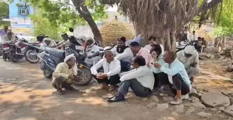 मध्य प्रदेश : विमान हादसे में ग्वालियर के मेडिकल छात्र आर्यन राजपूत की मौत, परिवार में शोक की लहर