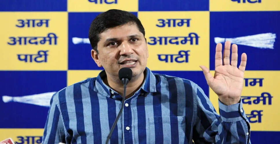 दिल्ली में आग की घटनाओं पर आम आदमी पार्टी की कड़ी आलोचना