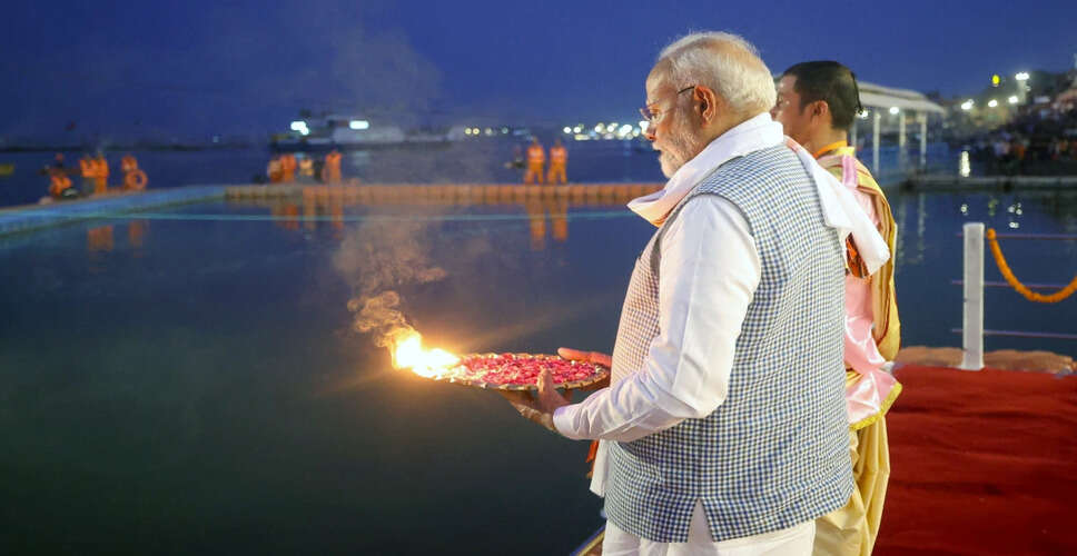 प्रधानमंत्री मोदी का वाराणसी दौरा: 2200 करोड़ की विकास परियोजनाओं का शुभारंभ