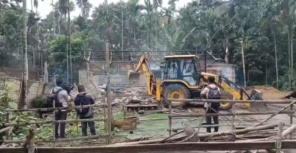 गोलाघाट में अवैध अतिक्रमण के खिलाफ बड़ी कार्रवाई शुरू
