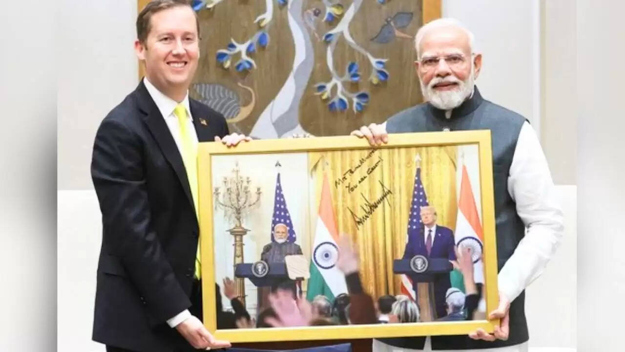 अमेरिका के राजदूत सर्जियो गोर ने पीएम मोदी से की मुलाकात, भारत-अमेरिका संबंधों पर चर्चा