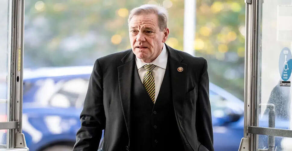 फ्लोरिडा के कांग्रेसमैन नील डन की स्वास्थ्य स्थिति पर ट्रंप का खुलासा