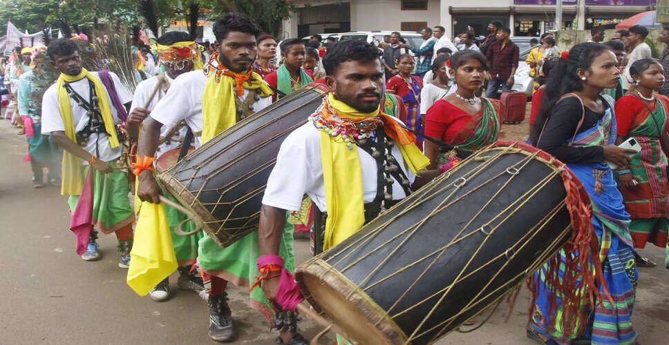 आदिवासी शांति चुक्ति दिवस: तीसरी वर्षगांठ पर अधिकारों की मांग