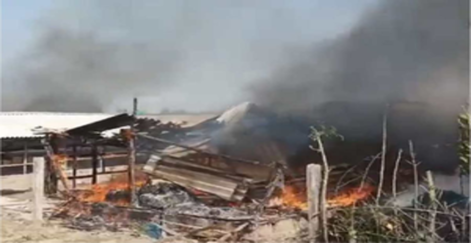 संदेशखाली में फिर तनाव, सड़कों पर उतरीं महिलाएँ